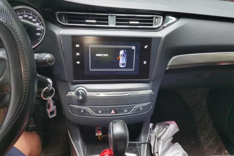 Used Peugeot 408 2014 1.8L Automatic Luxury Edition Audio And AC Panel