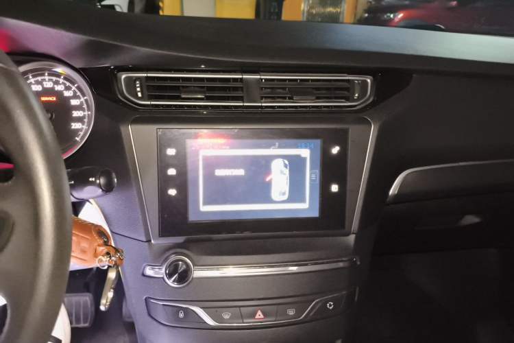 Used Peugeot 408 2014 1.8L Automatic Luxury Edition Audio And AC Panel