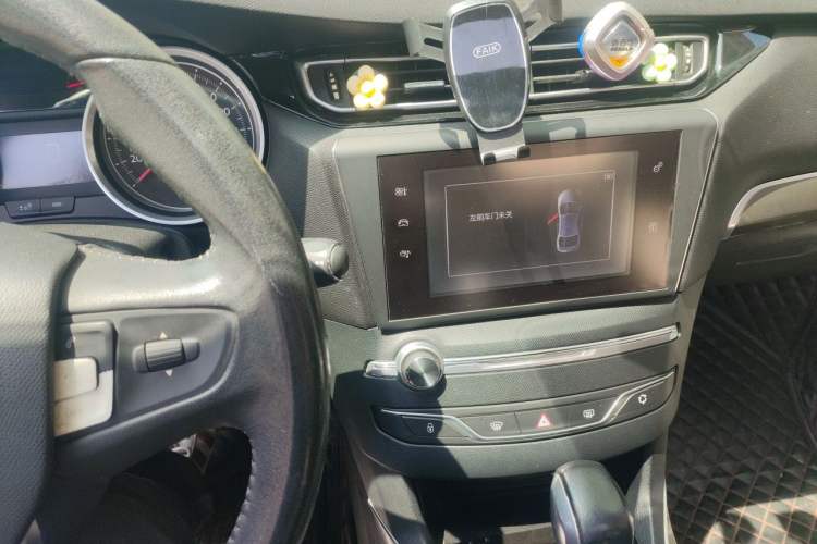 Used Peugeot 408 2014 1.8L Automatic Luxury Edition Audio And AC Panel