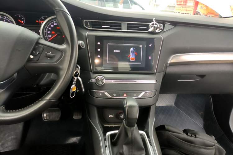 Used Peugeot 408 2014 1.8L Automatic Luxury Edition Audio And AC Panel