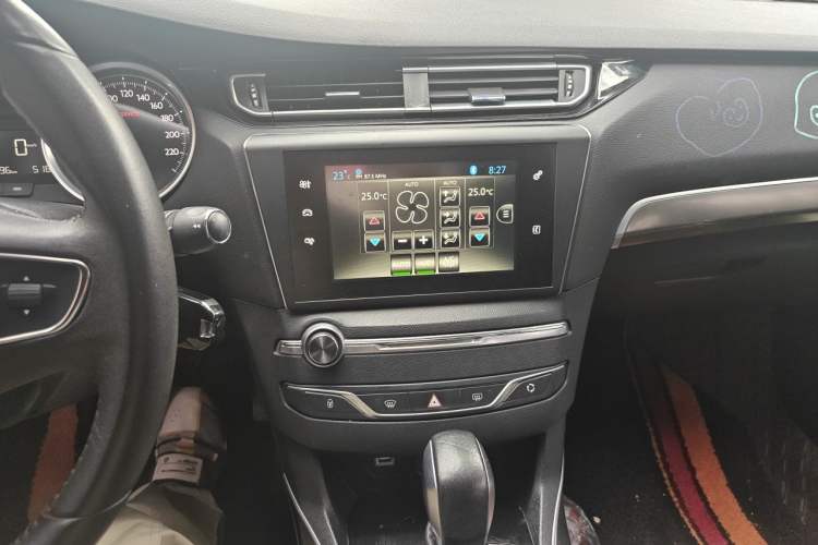 Used Peugeot 408 2014 1.8L Automatic Luxury Edition Audio And AC Panel