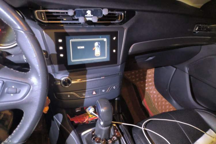 Used Peugeot 408 2014 1.8L Automatic Luxury Edition Audio And AC Panel