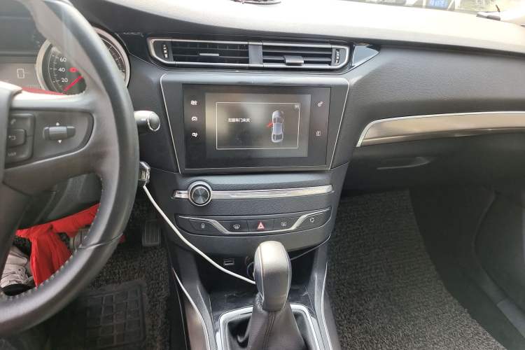 Used Peugeot 408 2014 1.8L Automatic Luxury Edition Audio And AC Panel