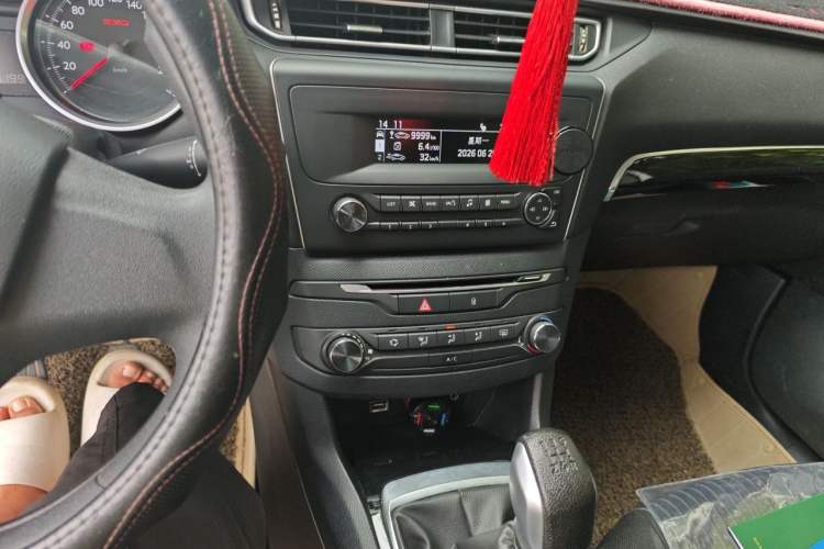 Used Peugeot 408 2014 1.8L Manual Leading Edition Audio And AC Panel