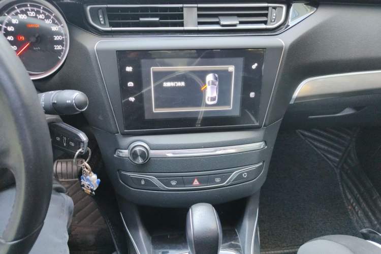 Used Peugeot 408 2014 1.8L Automatic Luxury Edition Audio And AC Panel