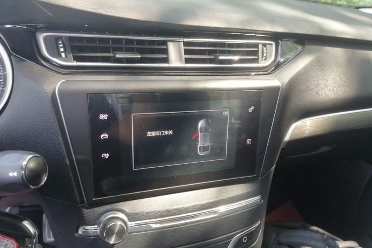 Used Peugeot 408 2014 1.8L Automatic Luxury Edition Audio And AC Panel