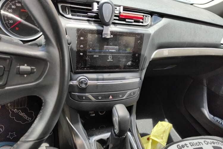 Used Peugeot 408 2014 1.8L Automatic Luxury Edition Audio And AC Panel