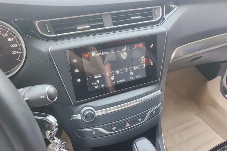 Used Peugeot 408 2014 1.8L Automatic Luxury Edition Audio And AC Panel