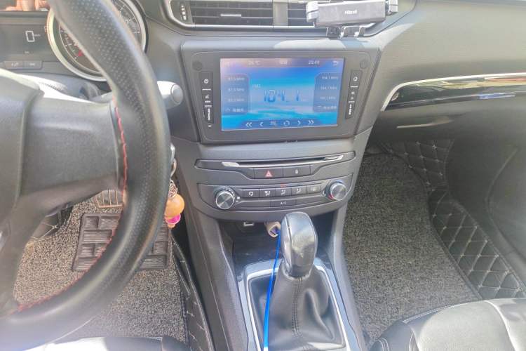 Used Peugeot 408 2014 1.8L Automatic Leading Edition Audio And AC Panel