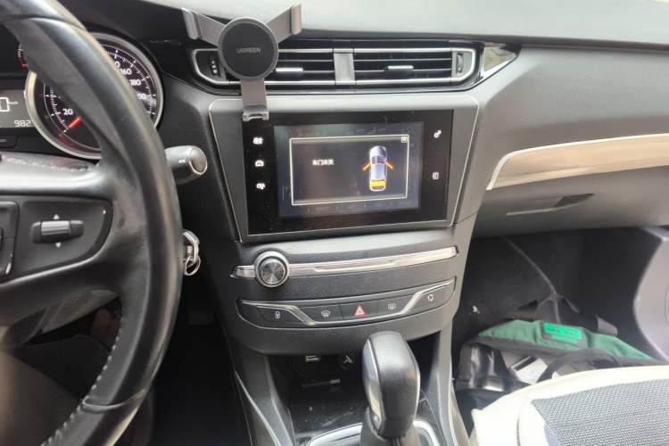 Used Peugeot 408 2014 1.8L Automatic Luxury Edition Audio And AC Panel