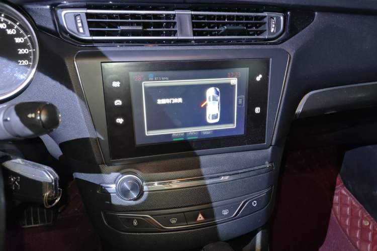 Used Peugeot 408 2014 1.8L Automatic Luxury Edition Audio And AC Panel