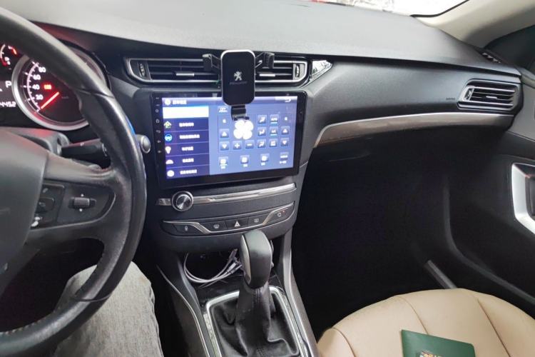 Used Peugeot 408 2014 1.8L Automatic Luxury Edition Audio And AC Panel
