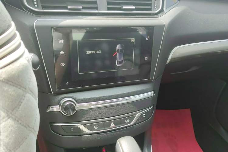 Used Peugeot 408 2014 1.8L Automatic Luxury Edition Audio And AC Panel