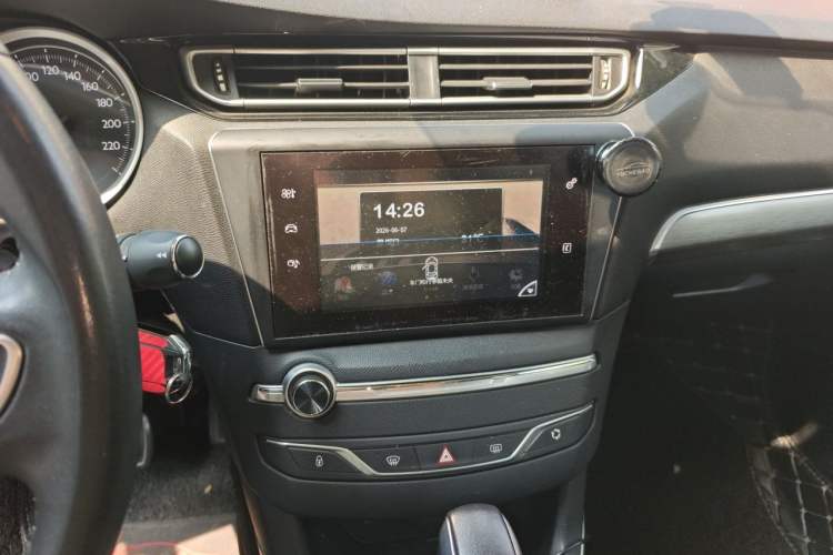 Used Peugeot 408 2014 1.8L Automatic Luxury Edition Audio And AC Panel