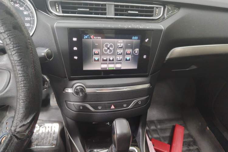 Used Peugeot 408 2014 1.8L Automatic Luxury Edition Audio And AC Panel