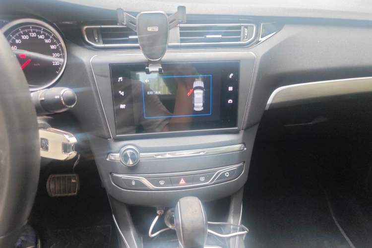 Used Peugeot 408 2014 1.8L Automatic Luxury Edition Audio And AC Panel