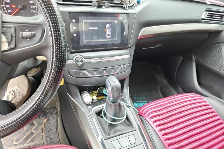 Used Peugeot 408 2014 1.8L Automatic Luxury Edition Audio And AC Panel