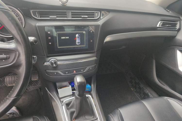 Used Peugeot 408 2014 1.8L Automatic Luxury Edition Audio And AC Panel