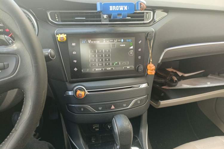 Used Peugeot 408 2014 1.6T Automatic Supreme Edition Audio And AC Panel