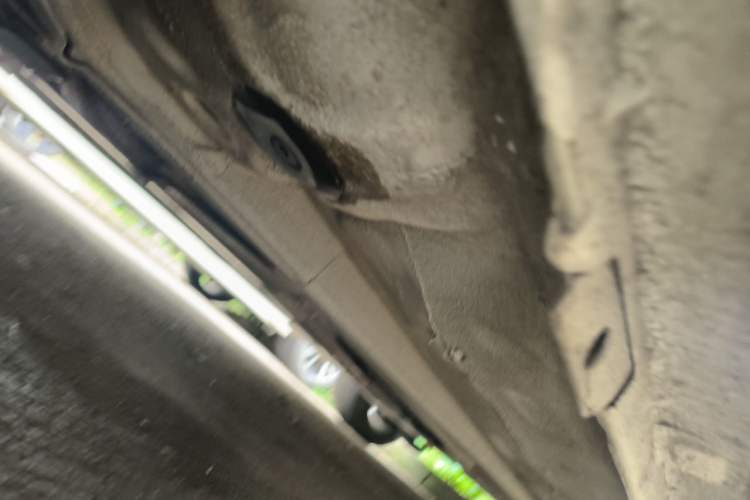 Used Peugeot 408 2014 1.8L Manual Leading Edition Chassis Front Left