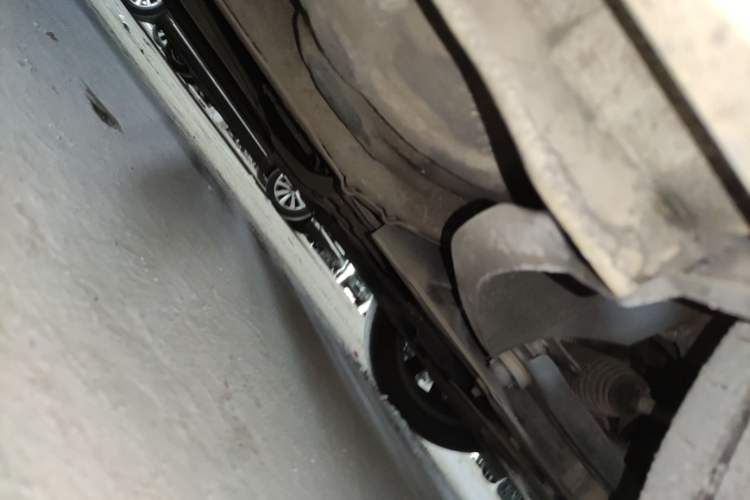 Used Peugeot 408 2014 1.8L Automatic Luxury Edition Chassis Front Right