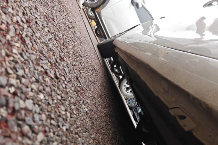 Used Peugeot 408 2014 1.8L Automatic Luxury Edition Chassis Front Right