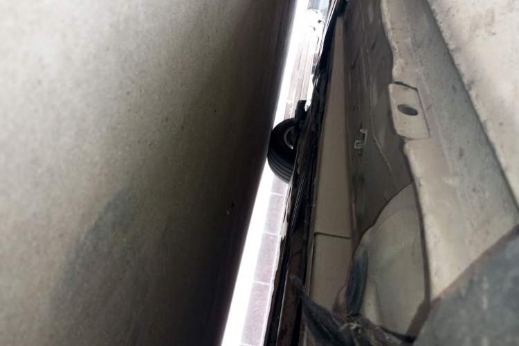 Used Peugeot 408 2014 1.8L Manual Leading Edition Chassis Front Right
