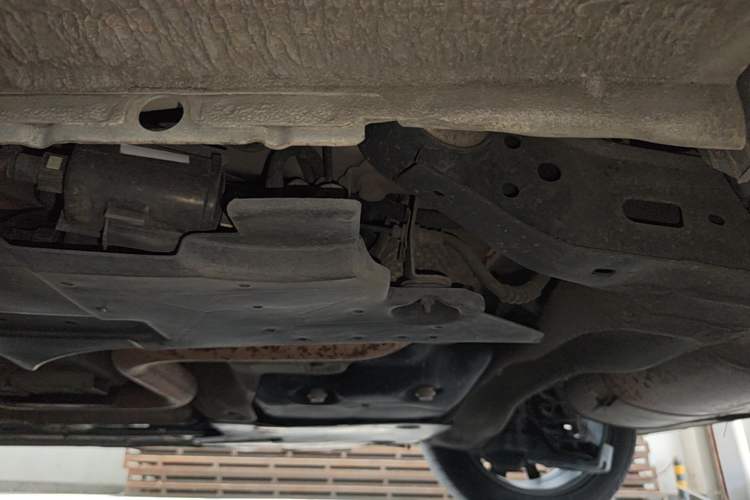 Used Peugeot 408 2014 1.8L Automatic Luxury Edition Chassis Rear Left
