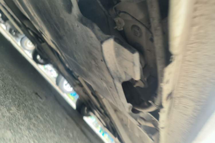 Used Peugeot 408 2014 1.8L Manual Leading Edition Chassis Rear Right