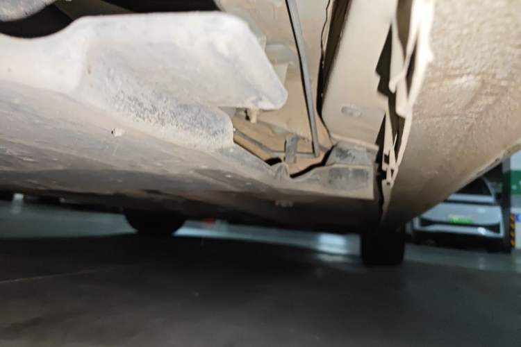 Used Peugeot 408 2014 1.8L Automatic Luxury Edition Chassis Rear Right
