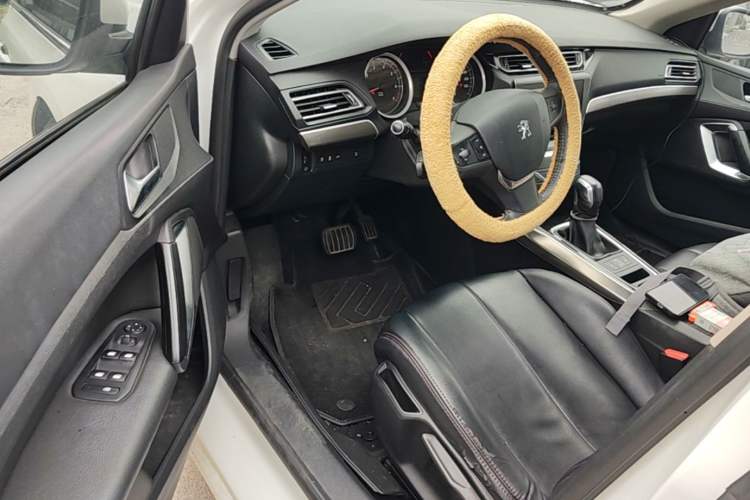Used Peugeot 408 2014 1.8L Automatic Luxury Edition Driver Seat