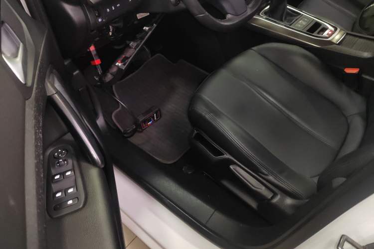Used Peugeot 408 2014 1.8L Automatic Luxury Edition Driver Seat