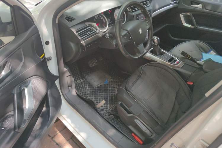 Used Peugeot 408 2014 1.8L Automatic Luxury Edition Driver Seat