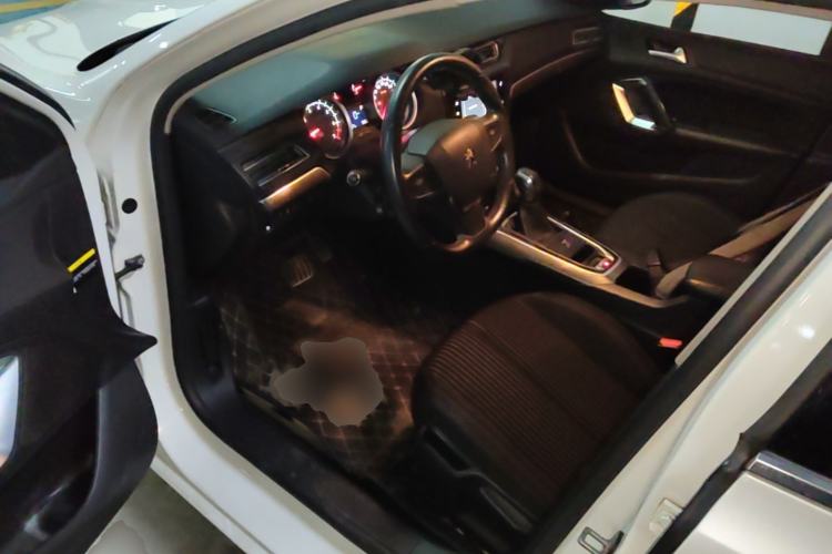 Used Peugeot 408 2014 1.8L Automatic Luxury Edition Driver Seat