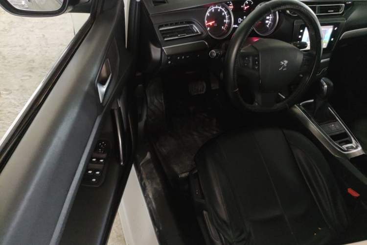 Used Peugeot 408 2014 1.8L Automatic Luxury Edition Driver Seat
