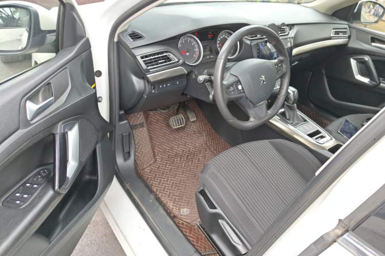 Used Peugeot 408 2014 1.8L Automatic Luxury Edition Driver Seat