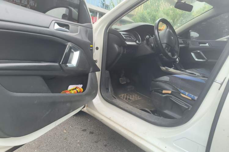 Used Peugeot 408 2014 1.8L Automatic Luxury Edition Driver Seat