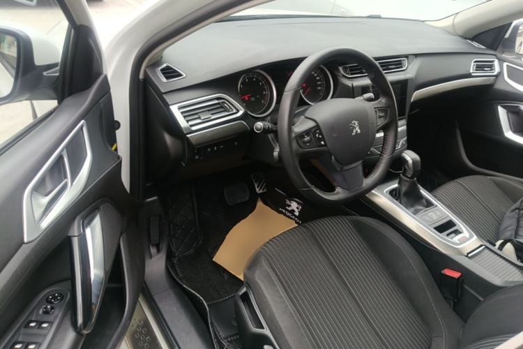Used Peugeot 408 2014 1.8L Automatic Luxury Edition Driver Seat