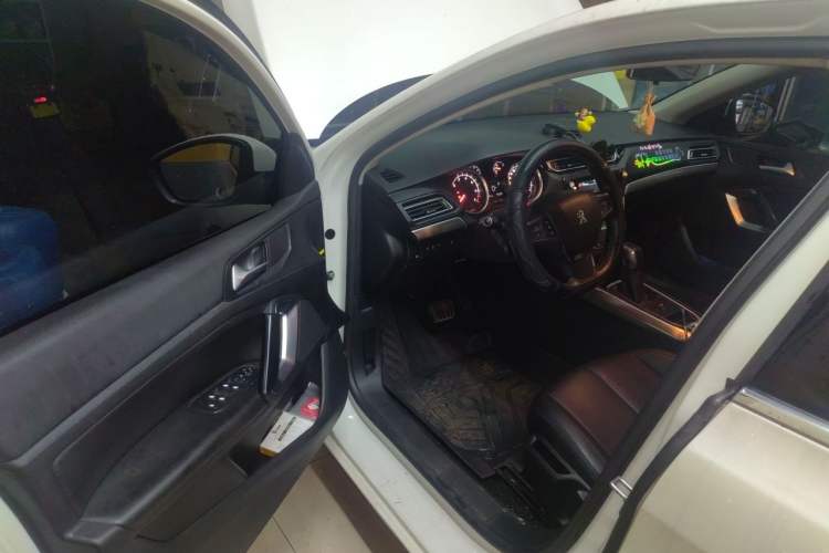Used Peugeot 408 2014 1.8L Automatic Luxury Edition Driver Seat