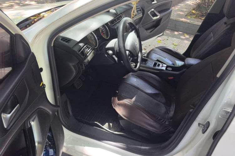 Used Peugeot 408 2014 1.8L Automatic Luxury Edition Driver Seat