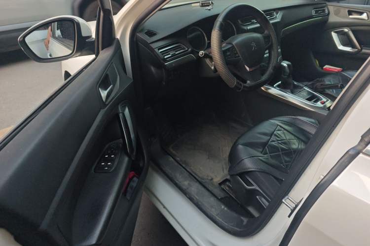 Used Peugeot 408 2014 1.8L Automatic Luxury Edition Driver Seat