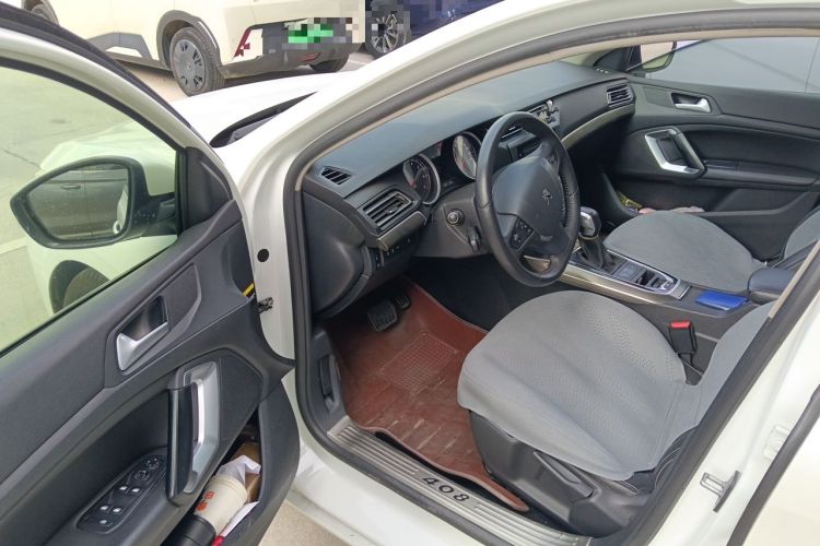 Used Peugeot 408 2014 1.8L Automatic Luxury Edition Driver Seat