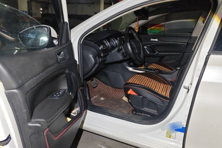 Used Peugeot 408 2014 1.8L Automatic Luxury Edition Driver Seat