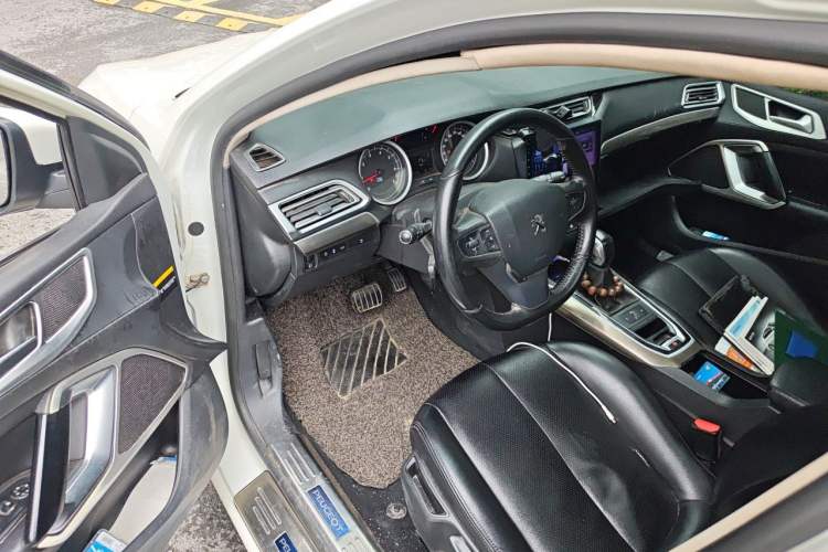 Used Peugeot 408 2014 1.8L Automatic Luxury Edition Driver Seat