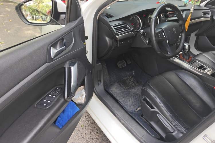 Used Peugeot 408 2014 1.8L Automatic Luxury Edition Driver Seat
