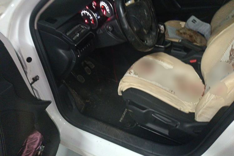 Used Peugeot 408 2014 1.8L Manual Leading Edition Driver Seat