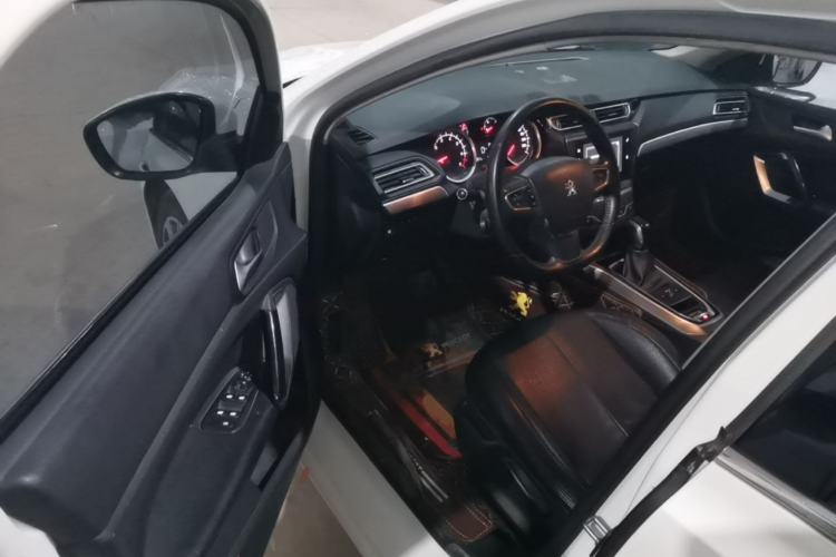 Used Peugeot 408 2014 1.8L Automatic Luxury Edition Driver Seat