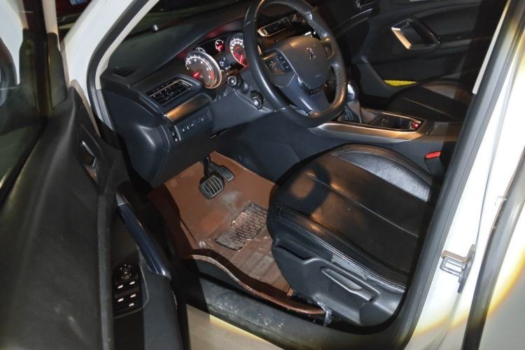 Used Peugeot 408 2014 1.8L Automatic Luxury Edition Driver Seat