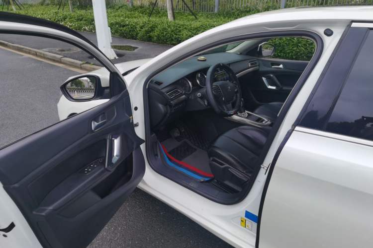 Used Peugeot 408 2014 1.8L Automatic Luxury Edition Driver Seat
