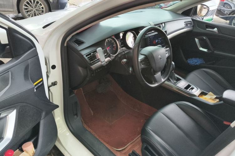 Used Peugeot 408 2014 1.8L Automatic Luxury Edition Driver Seat